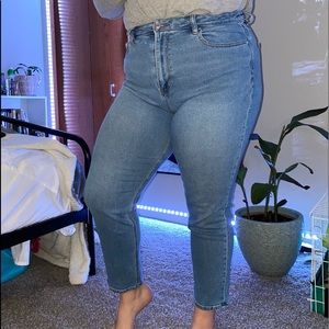Mom Jeans